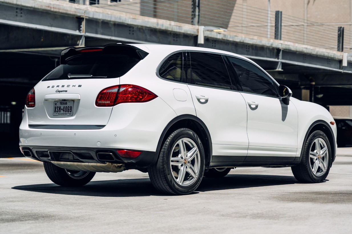 Porsche Cayenne 4