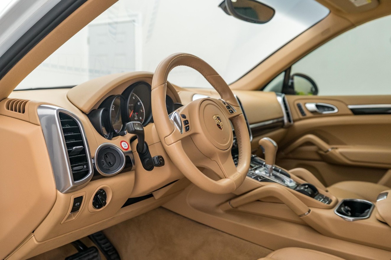 Porsche Cayenne 6